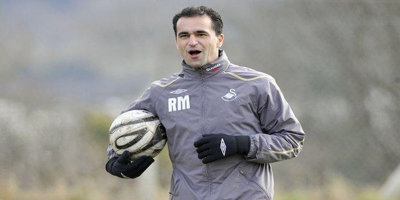 Bắt đầu cầm quân tại Swansea